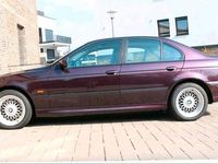Gebraucht BMW 528 193 PS (141 kW) 1997 Rot Limousine