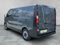 Gebraucht Renault Trafic Komfort 170 PS (125 kW) 2025 Grau Van / Kleinbus