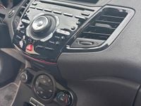 Gebraucht Ford Fiesta ST 182 PS (133 kW) 2017 Weiß Limousine