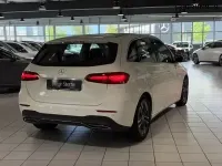 Gebraucht Mercedes B200 Progressive 163 PS (119 kW) 2025 Weiß Kleinwagen