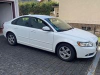Gebraucht Volvo S40 Kinetic 114 PS (83 kW) 2012 Weiß Limousine