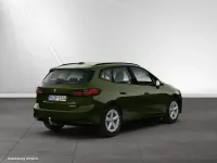 Gebraucht BMW 220 Active Tourer Efficient Dynamics 170 PS (125 kW) 2025 Grün Van / Kleinbus