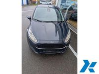 Gebraucht Ford Fiesta Celebration 101 PS (74 kW) 2017 Dunkelblau Kleinwagen