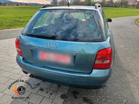 Używany Audi A4 102 KM (75 kW) 2001 Zielony Kombi