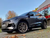 Second-hand Audi Q4 e-tron Ambiente 219 kW (299 CP) 2023 Gri SUV