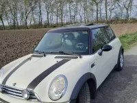 Używany Mini Cooper 116 KM (85 kW) 2005 Biały Hatchback