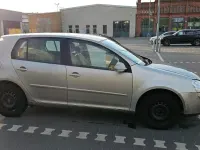 Gebraucht VW Golf V 105 PS (77 kW) 2005 Gold Kleinwagen