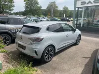 Gebraucht Renault Clio V Techno 144 PS (105 kW) 2025 Rafalegrau Limousine