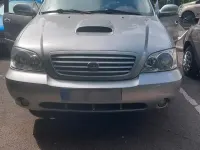 Gebraucht Kia Carnival 144 PS (105 kW) 2003 Silber Van / Kleinbus