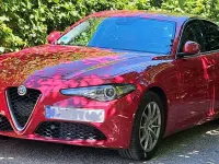 Gebraucht Alfa Romeo Giulia 179 PS (131 kW) 2018 Rot Limousine