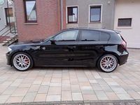 Gebraucht BMW 116 116 PS (85 kW) 2006 Schwarz Kleinwagen