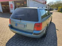 Gebraucht VW Passat 116 PS (85 kW) 1998 Blau Kombi