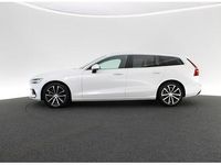 Gebraucht Volvo V60 Core 336 PS (247 kW) 2022 Weiß Kombi