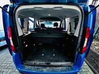 Gebraucht Fiat Doblò 95 PS (69 kW) 2016 Blau Van / Kleinbus