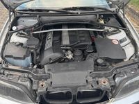 Second-hand BMW 325 192 CP (141 kW) 2002 Argintiu Berlinǎ