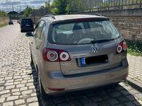 Gebraucht VW Golf Plus Cross Trendline 102 PS (75 kW) 2009 Schwarz Van / Kleinbus