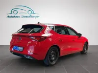 Używany Seat Leon FR 150 KM (110 kW) 2022 Czerwony Sedan/Limuzyna