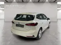 Gebraucht BMW 218 Active Tourer 136 PS (100 kW) 2023 Weiß Van / Kleinbus
