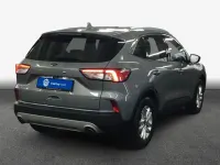 Usado Ford Kuga Titanium 152 HP (111 kW) 2022 Prateado SUV