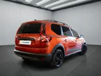 Gebraucht Dacia Jogger 101 PS (74 kW) 2025 Braun Van / Kleinbus