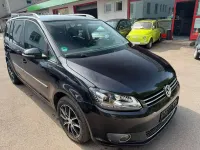 Gebraucht VW Touran Highline 170 PS (125 kW) 2013 Deep black perleffekt Van / Kleinbus