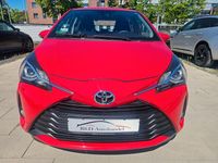 Gebraucht Toyota Yaris Comfort 111 PS (81 kW) 2020 Rot Limousine