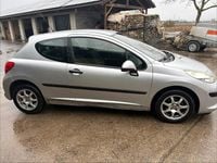 Gebraucht Peugeot 207 90 PS (66 kW) 2007 Silber Kleinwagen