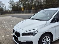 Gebraucht BMW 218 Advantage 140 PS (102 kW) 2019 Weiß Kombi