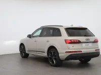 Neu Audi Q7 Sport 286 PS (210 kW) 2026 Braun SUV