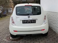 Gebraucht Lancia Ypsilon 60 PS (44 kW) 2008 Weiß Kleinwagen
