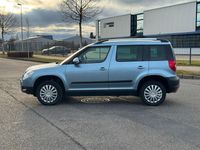 Gebraucht Skoda Yeti Ambition 110 PS (80 kW) 2013 Blau SUV
