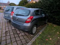Gebraucht Hyundai i20 77 PS (56 kW) 2010 Grau Kleinwagen