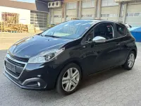 Gebraucht Peugeot 208 Style 82 PS (60 kW) 2016 Schwarz Kleinwagen