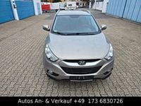Gebraucht Hyundai ix35 Style 136 PS (100 kW) 2011 Silber SUV