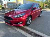 Gebraucht Ford Focus ST-Line 140 PS (102 kW) 2018 Rot Limousine