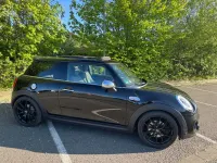 Używany Mini Cooper S 192 KM (141 kW) 2017 Czarny Hatchback