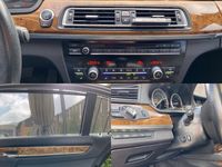 Gebraucht BMW 750L Exclusive 381 PS (280 kW) 2014 Grau Limousine