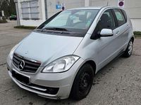Gebraucht Mercedes A180 109 PS (80 kW) 2010 Polarsilber  metalliclack Kleinwagen