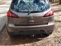 Gebraucht Mitsubishi Colt Intense 95 PS (69 kW) 2011 Braun Kleinwagen