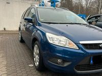 Gebraucht Ford Focus 101 PS (74 kW) 2010 Blau Kombi