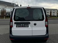 Gebraucht VW Caddy Basis 102 PS (75 kW) 2021 Weiß Van / Kleinbus