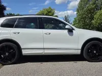 Gebraucht VW Touareg 262 PS (192 kW) 2015 Weiß SUV