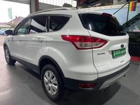 Gebraucht Ford Kuga 150 PS (110 kW) 2013 Weiß SUV