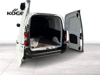 Gebraucht Fiat Doblò 102 PS (75 kW) 2024 Weiß (weiß) Van / Kleinbus