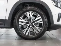 Second-hand Mercedes GLB200 Progressive 163 CP (119 kW) 2025 Alb SUV