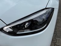 Gebraucht Mercedes C300e AMG 313 PS (230 kW) 2024 Weiß Limousine