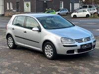 Gebraucht VW Golf V 115 PS (84 kW) 2004 Silber Kleinwagen