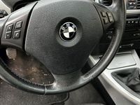 gebraucht BMW 320 i Limosine E90