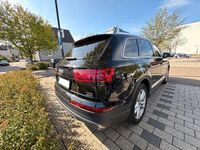 Gebraucht Audi Q7 Ambiente 272 PS (200 kW) 2016 Schwarz SUV