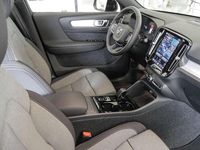 Gebraucht Volvo XC40 Plus 163 PS (119 kW) 2026 Grau SUV